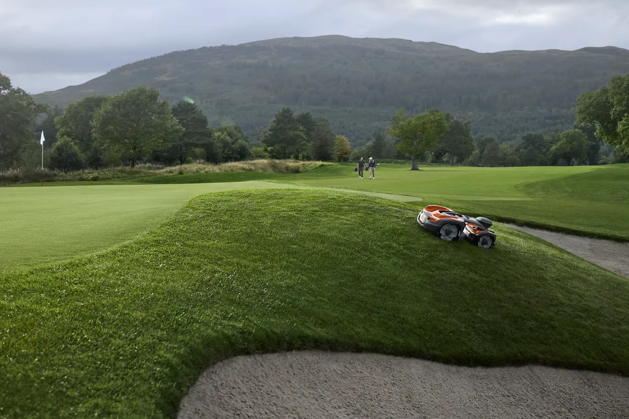 Husqvarna Automower® 535 AWD EPOS®