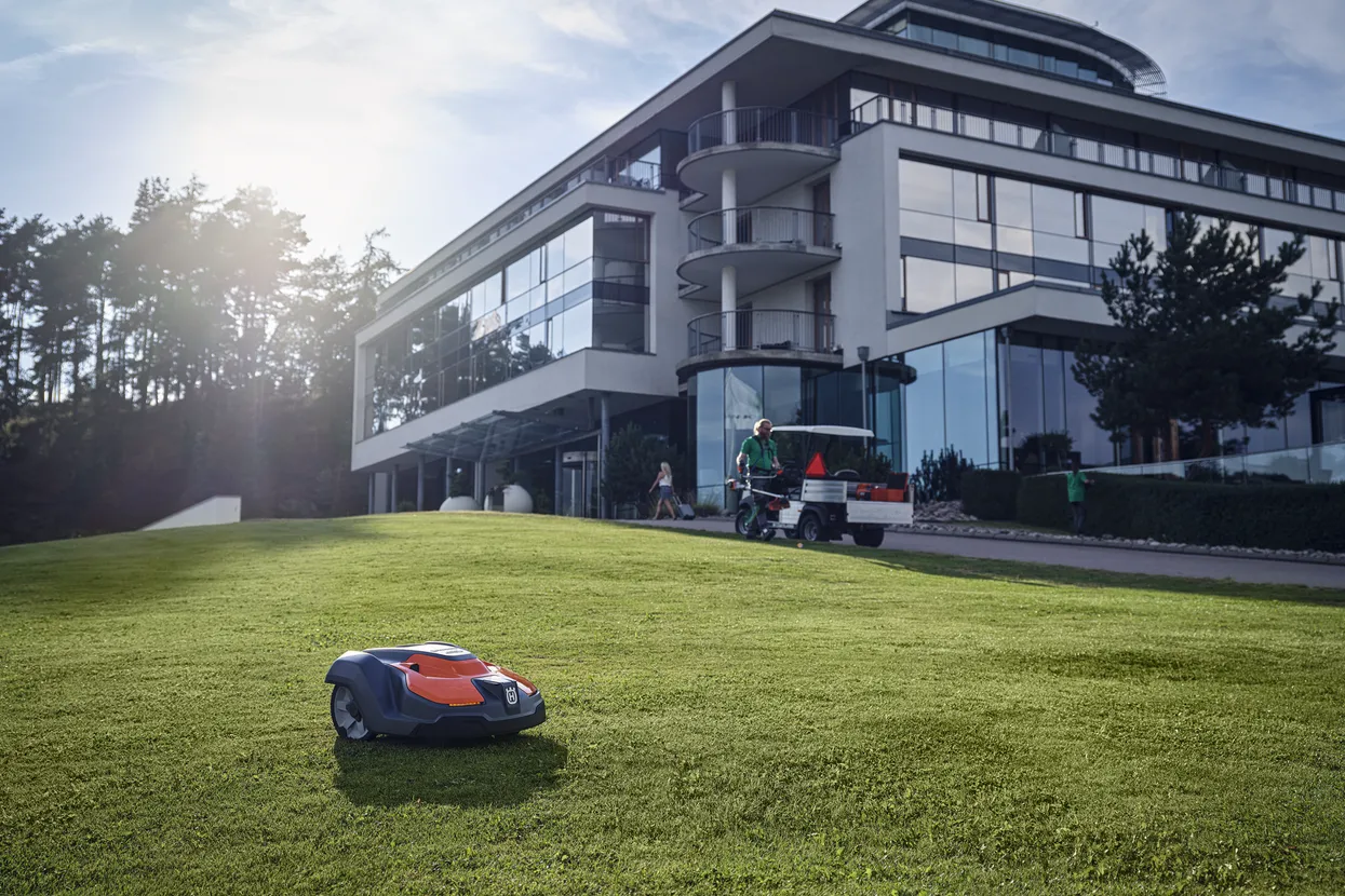 Husqvarna Automower® 550 EPOS®