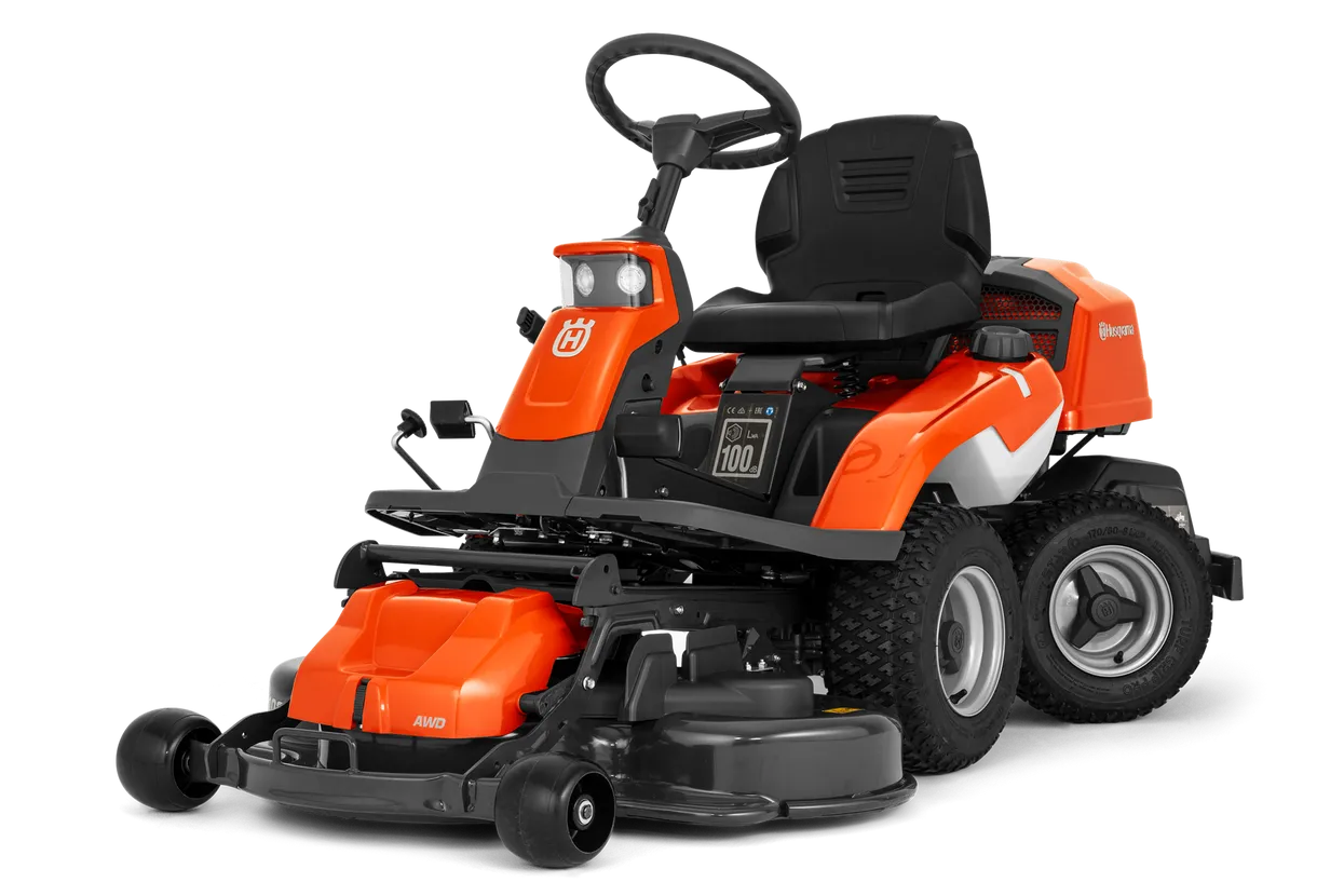 Husqvarna R 216T AWD (prețul nu include masă de tăiere)