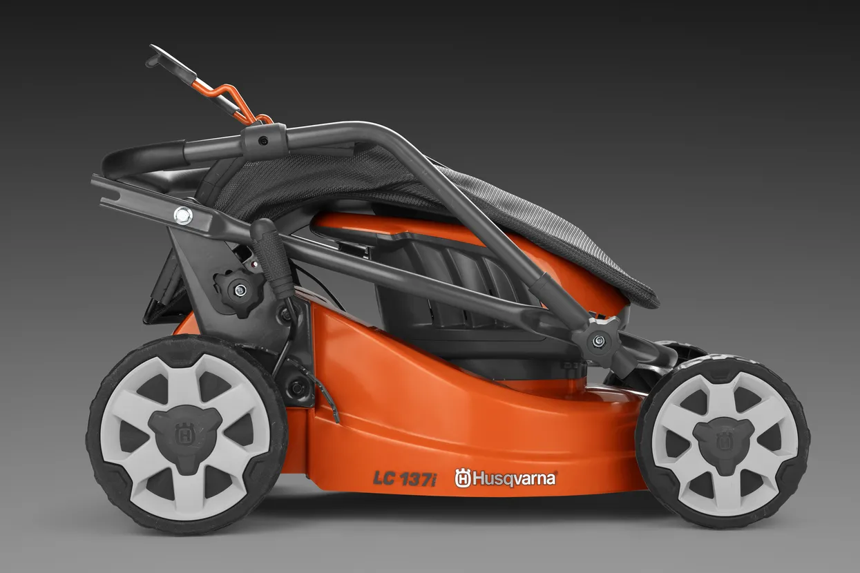 Husqvarna LC137i (nu include acumulator și încărcător)