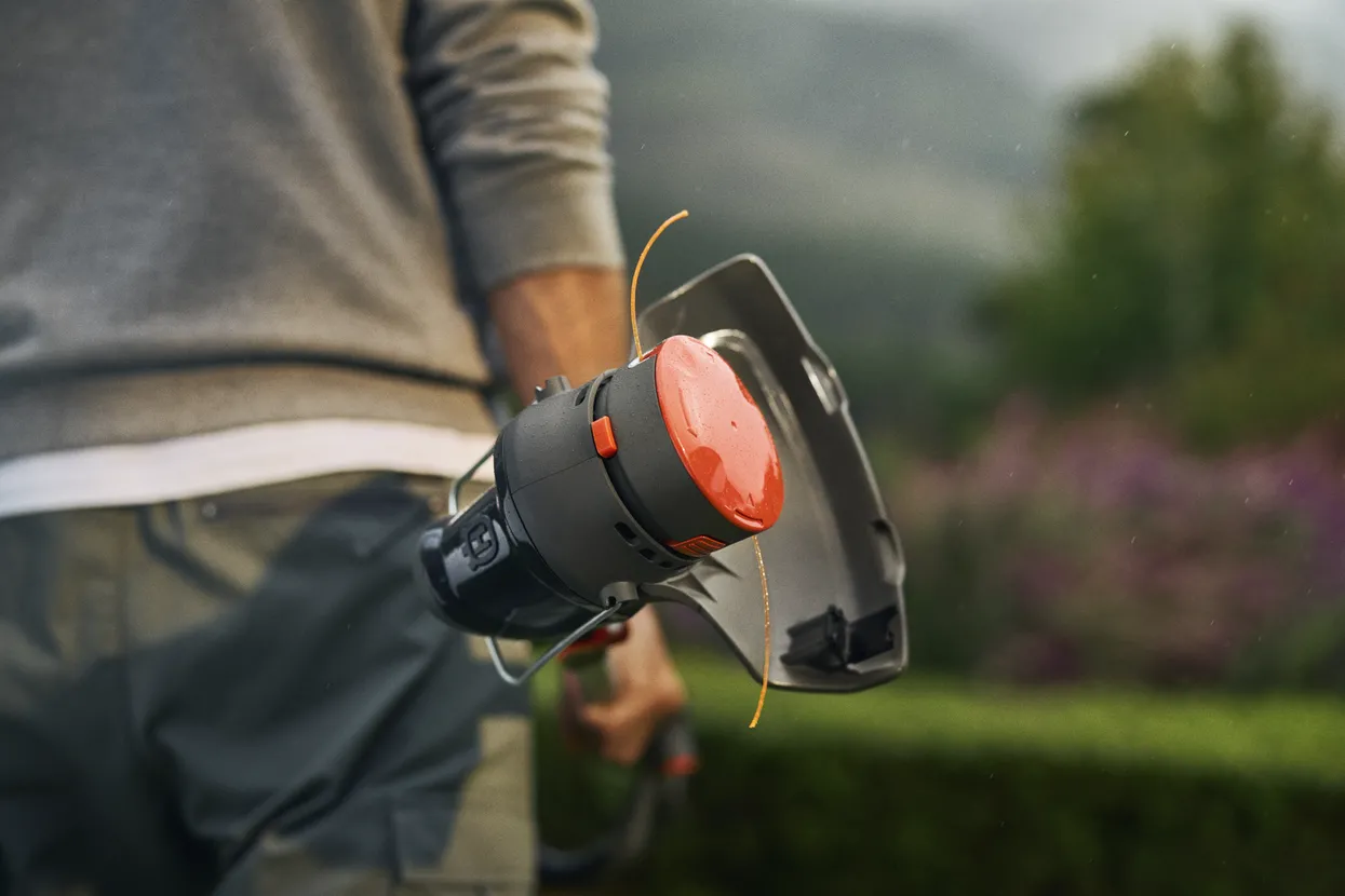 Husqvarna Aspire™ T28-P4A (nu include acumulator și încărcător)