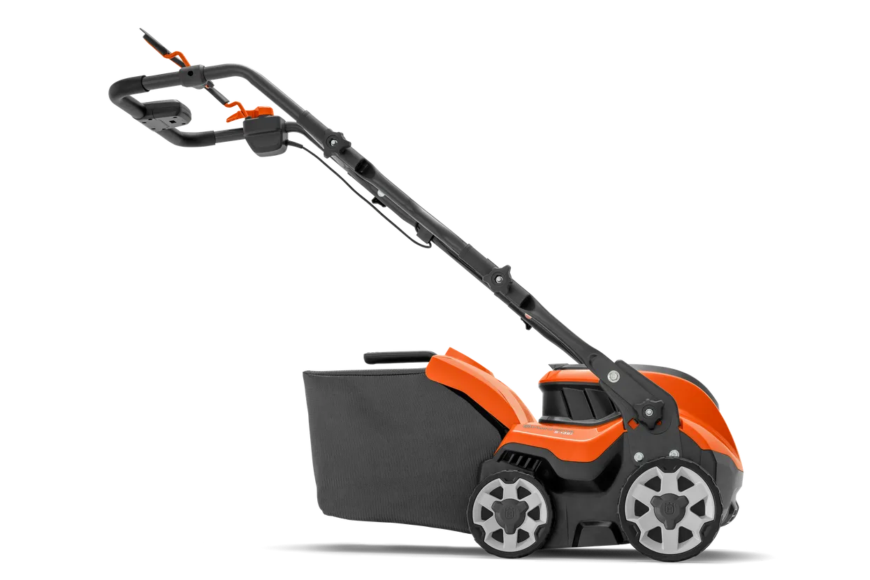 Husqvarna S 138i cu baterie și încărcător